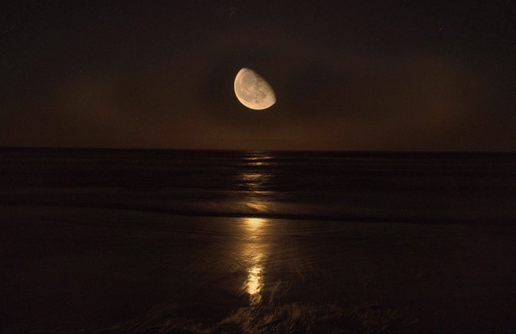 moon over beach2